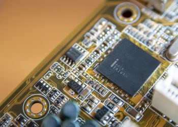 提振半導體產業抗衡中共 美日將聯手生產2納米晶片