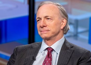 美資本大逃離 華爾街親共大佬拋售全部中概股