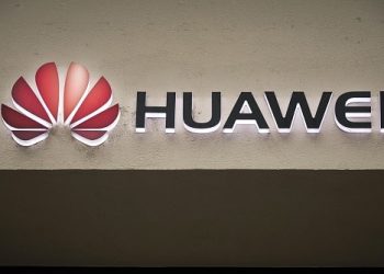 英國移除華為 指北京「不值得信任」 