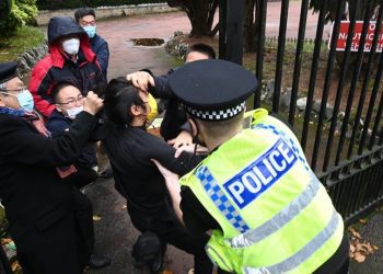 中共駐英領事館打人事件 致中英關係雪上加霜