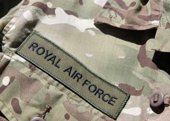 驚！英媒曝光北京高薪招募資深英軍退役飛行員