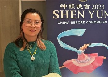 在美華人老師：神韻是無價之寶