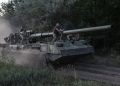 【俄烏戰爭】俄被襲軍火庫大火仍在燃燒 俄軍空襲蘇梅老人之家 庫爾斯克戰局雙方各說各話 聯合國稱俄襲擊烏電網違反人道主義法律 德國擬向烏追加新軍援 歐洲議會通過挺烏議案