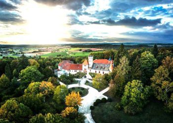 在童話城堡中過夜——德國最美的7家城堡酒店