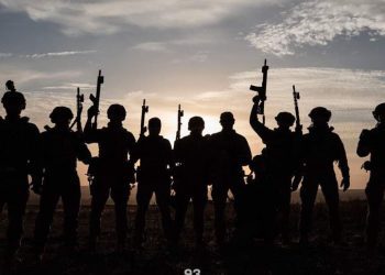 【俄烏戰爭】俄襲擊烏多地致至少2人死41傷 烏無人機襲擊俄薩拉托夫煉油廠 烏軍擊退俄朝聯合攻擊  前朝鮮軍人這樣說 川普對俄烏戰爭態度未明 歐盟領導人布達佩斯聚焦烏克蘭局勢