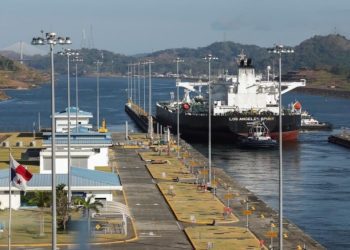 川普警告: 美國或收回巴拿馬運河控制權