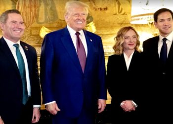 川普上任前 意大利總理意外訪海湖莊園