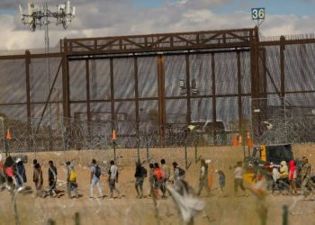 消息: 美軍準備增派1500名士兵到美墨邊境