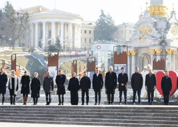 【俄烏戰爭】烏克蘭紀念戰爭三周年 歐洲領導人基輔力挺 馮德萊恩稱烏克蘭或在5年內加入歐盟 烏軍襲擊俄梁贊煉油廠 歐盟和英國對俄實施新制裁 烏合作夥伴宣布新的援助計畫