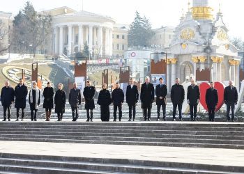 俄烏戰爭三年 美促停火和談 俄望長久和平協議 歐洲領袖聚基輔 G7要求北京停止援俄