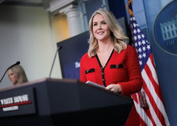 如期而至 2月1日起美國加關稅 加墨25% 中國加徵10%