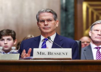 美財長: 重振私營部門 關稅有三目標 阻止中共轉嫁通縮負擔