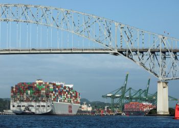 美軍南方司令部指揮官訪巴拿馬 遏止中共擴張