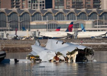 華府上空撞機事件: 直升機機組人員可能沒聽到空中交管指令