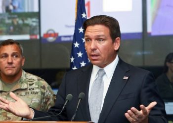 首例 州長德桑蒂斯推出佛羅里達州版DOGE工作組