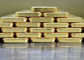 黃金價格破新高 突破每盎司3100美元