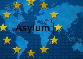2024年歐洲庇護申請數量大幅下降 英國反升新高