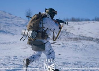 【俄烏戰爭】澤連斯基稱美烏團隊已開始籌備會晤 馬克龍將在巴黎召集準備向烏克蘭派遣維和部隊各國總參謀長 歐盟委員會將與歐洲投資銀行簽署19.5億歐元烏克蘭重建協議