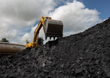 川普授權政府使用煤炭進行能源生產