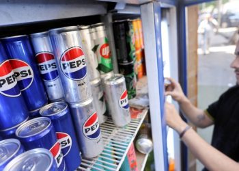 川普新關稅引發飲料巨頭分化: Dr Pepper穩健 百事成本壓力加劇