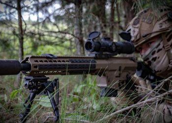 【俄烏戰爭】澤連斯基指責普京“試圖拖延時間繼續戰爭” 英歐對俄制裁上路 美國萌生退意 立陶宛外長稱普京對烏克蘭停火“毫無興趣” 澤連斯基與馮德萊恩討論了制定第18套對俄制裁措施