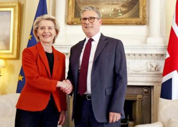 倫敦和歐盟宣布對莫斯科實施新制裁