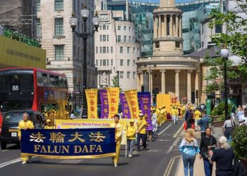 倫敦最美五月天——英國法輪功學員慶祝5.13世界法輪大法日側記