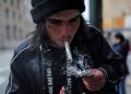 美聯調局局長: 中俄伊與販毒集團合作 通過加拿大向美國走私芬太尼