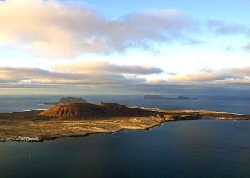 火山、沙漠與夢幻大西洋：加那利群島，非一般的度假天堂