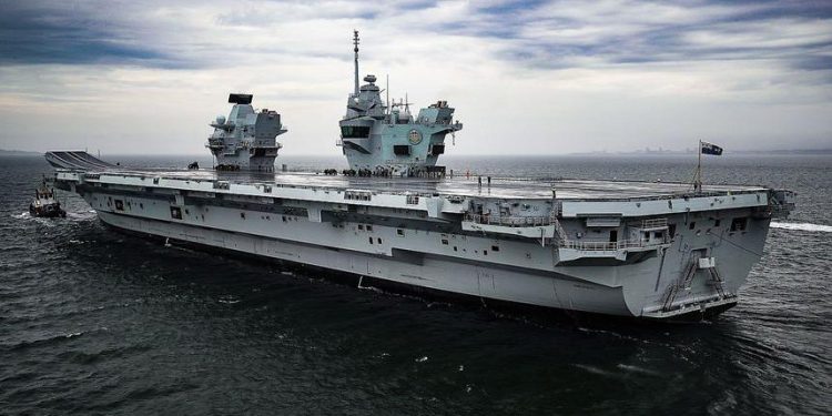 行使自由航行權有先例 英艦再次通過臺灣海峽