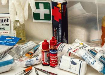 川普擬對進口藥品徵收高達200%關稅 促製藥業回流美國