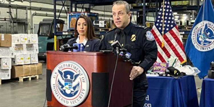 DHS 宣布 ICE 招募破十萬申請 川普政府加大移民執法降低犯罪率