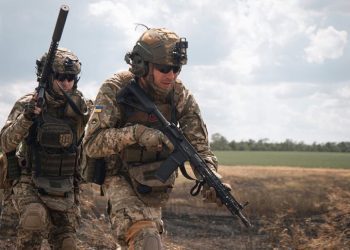 【俄烏戰爭】雙普會即將上演 專家分析解讀 烏軍襲擊克里米亞 馮德萊恩與澤連斯基通話 討論達成和平協議的下一步措施 民調顯示69%烏克蘭人希望通過談判儘快結束戰爭