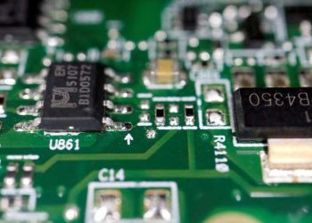 川普宣布將對芯片與半導體進口徵收新關稅 推動製造業回流美國