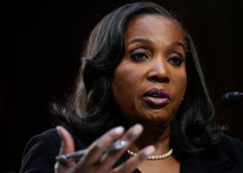 美聯儲理事庫克將起訴川普 挑戰其免職決定