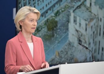 歐盟商討針對俄19輪制裁  擬制裁對象包括中國煉油廠 並提前一年實施禁俄天然氣令