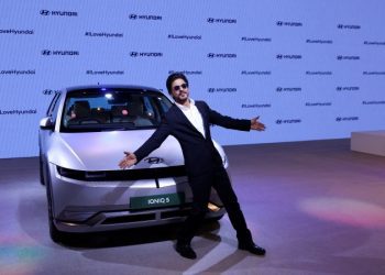 移民執法部門在現代汽車喬治亞州工廠拘留了475人 致生產基地暫停