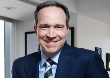 紐約市長候選人沃爾登退出競選 呼籲聯合抵制曼達尼