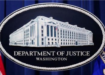 羅德島學校學生貸款減免計畫排除白人 司法部起訴