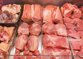 川普暗示將對創紀錄的牛肉價格採取行動