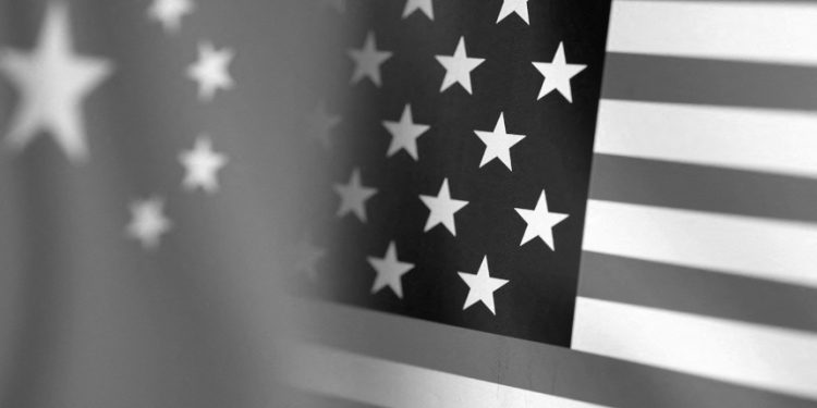 美國延遲對中制裁一年