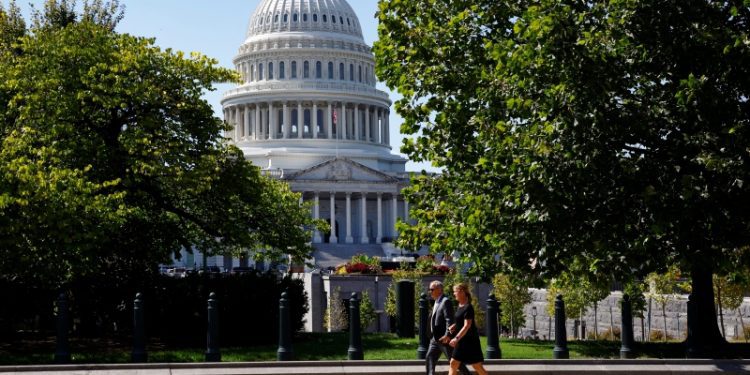 美聯邦員工工會意外支持共和黨 呼籲立即結束政府關門