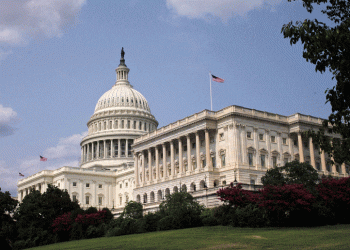 聯邦政府關門 兩黨爭論引各界密切關注