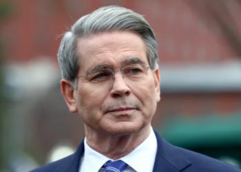 貝森特：若稀土爭端持續 美國或將與中共脫鉤