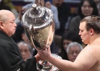 三年前戰爭難民 今日相撲冠軍 烏克蘭力士安青錦揚名國際