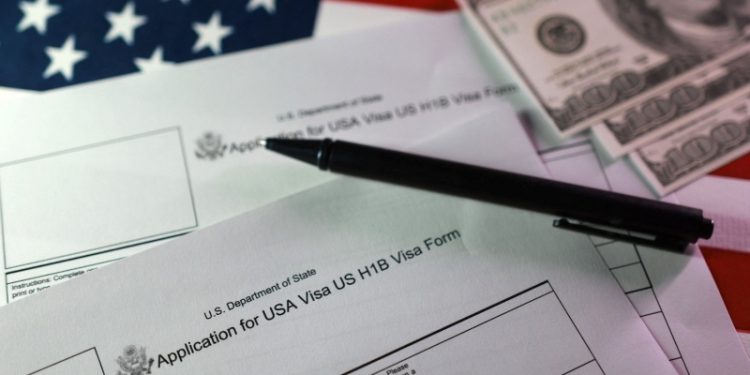 川普政府上任以來已撤銷 8.5 萬簽證：理由涉及公共安全、恐怖主義與社交媒體審查