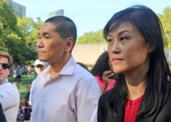 庭審揭露: 被控為中共特工的紐約州前官員稱 霍楚爾比庫莫「更聽話」