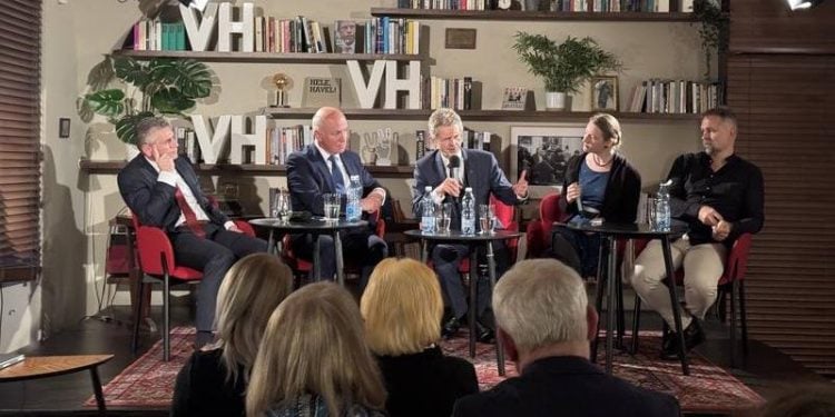 紀錄片《我是臺灣人》布拉格首映 重新當年歷史