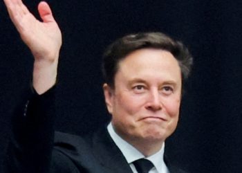 馬斯克稱AI將在三年內解決美國債務危機