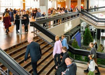 前蘇聯國家新年首迎神韻 觀眾感恩中華傳統文化與價值觀